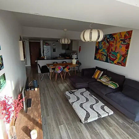 Apartment T1 Stylish, Renovated, Seaviews Machico (Madeira)